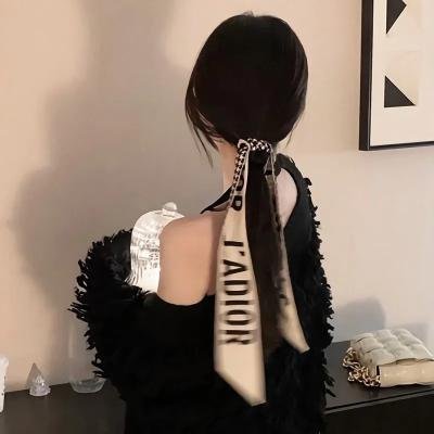 山外的彩虹